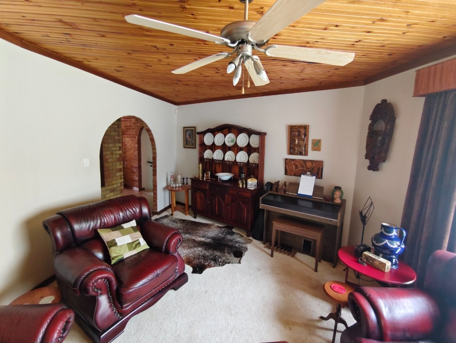 3 Bedroom Property for Sale in Pellissier Free State